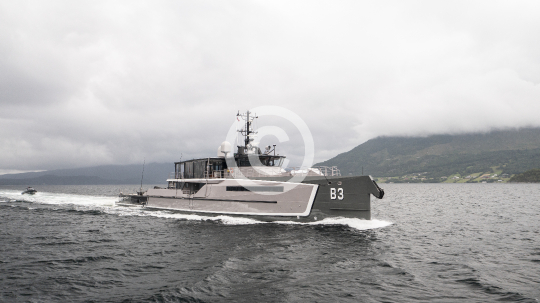 B3 801