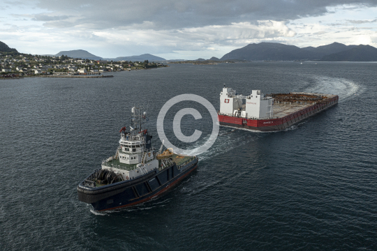 FFS Arion towing BoaBarge 34 613