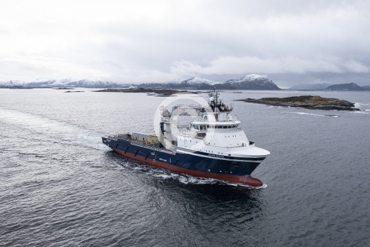 Island Clipper 562