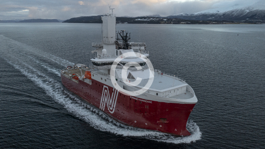 Norwind Hurricane 17