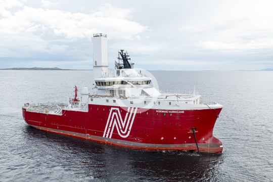 Norwind Hurricane 881