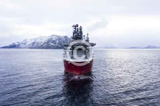 Seven Arctic 54