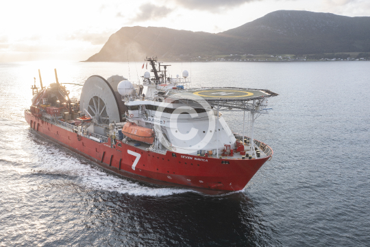 Seven Navica 428