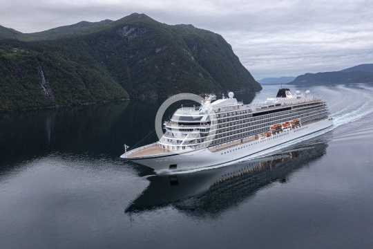 Viking Mira 467