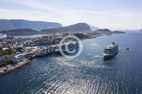 Viking Sea and Viking Star 428